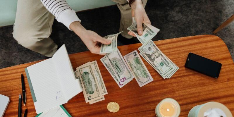 Lưu ý khi tiến hành rút tiền tại kênh AZ888